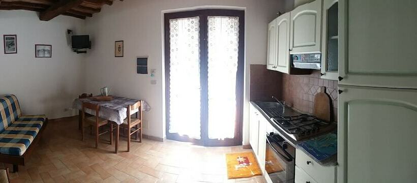 בית מלון כפרי Agriturismo Serratone