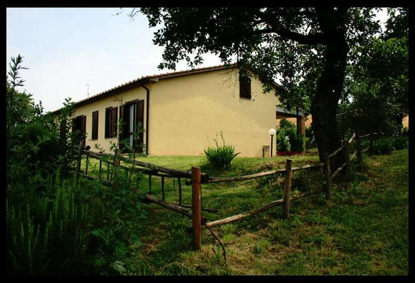 בית מלון כפרי Agriturismo Serratone