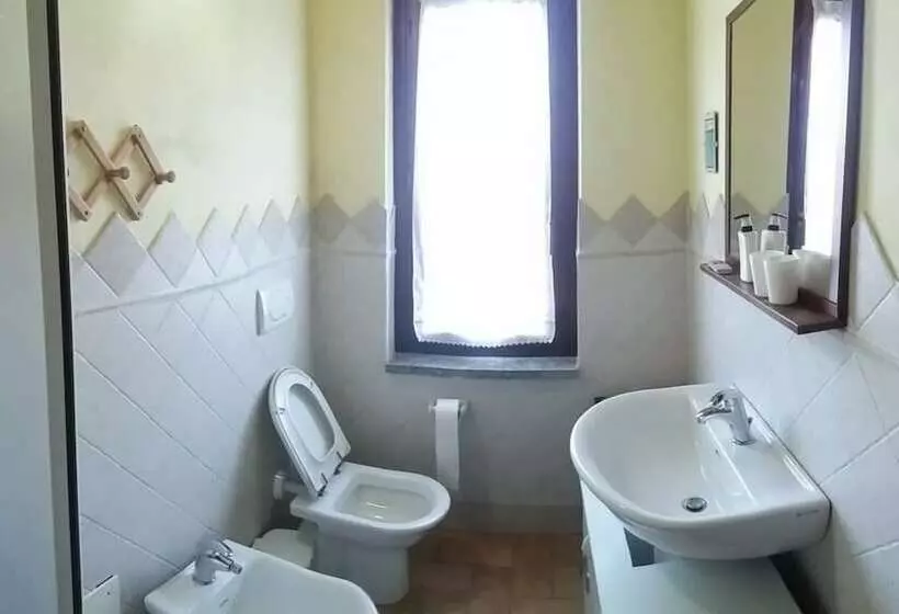 田舎風ホテル Agriturismo Serratone