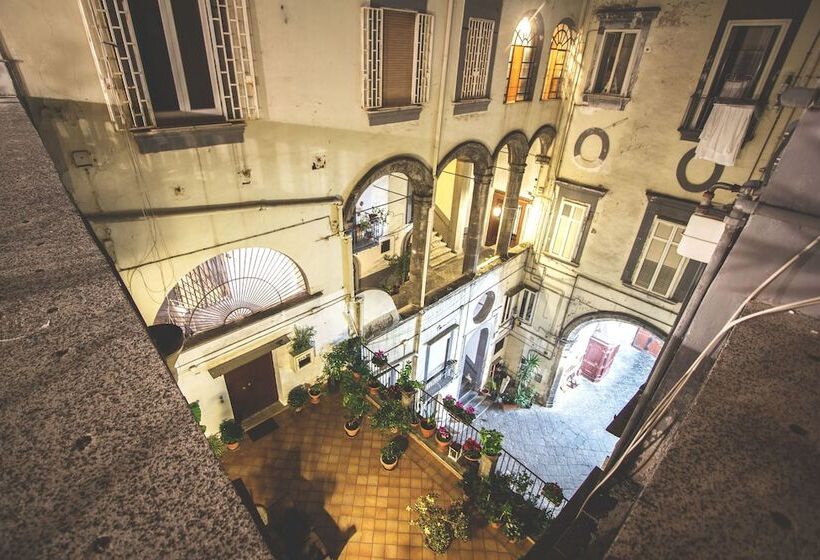 Palazzo Della Loggia B&b