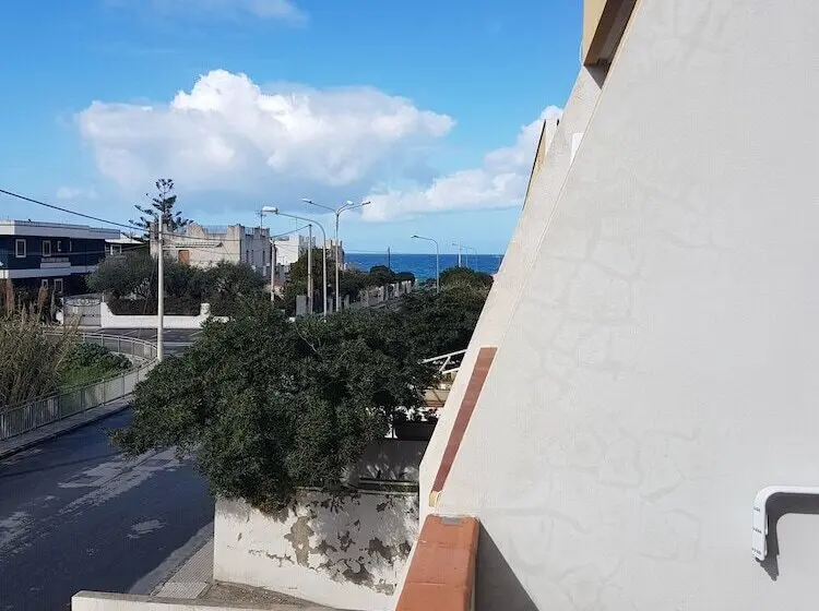 B&b Rometta Beach