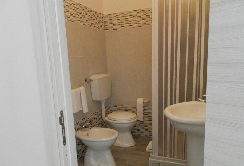 تختخواب و صبحانه Palazzo L Occaso