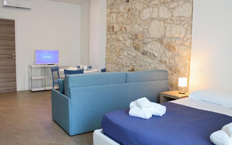 פנסיון Archinuè Suite & Apartments