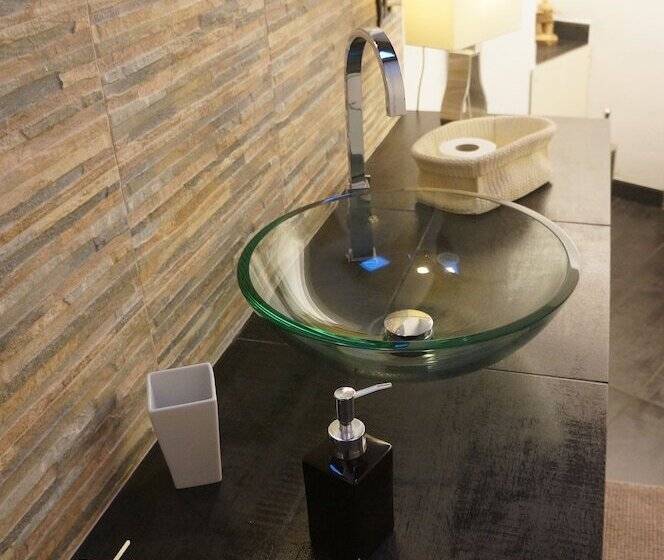 پانسیون Guest House Ara Town