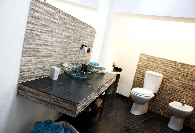 پانسیون Guest House Ara Town