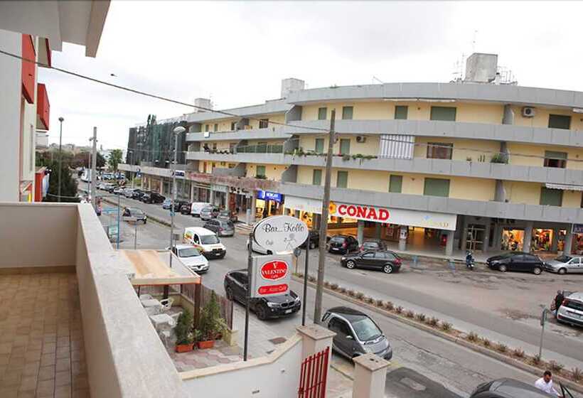 بنسيون Le Stanze Di Lucia Vicino Ospedale Cardinale Panico A Tricase