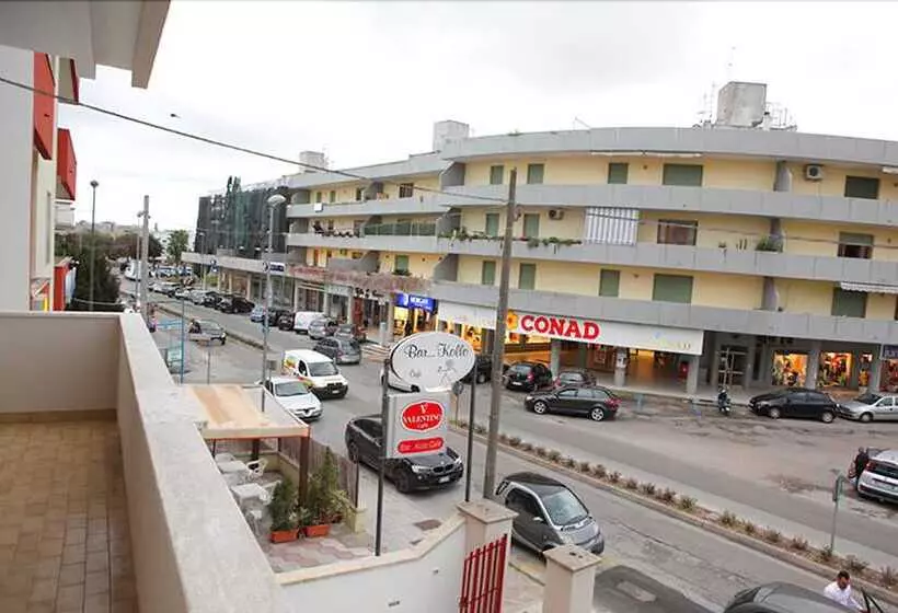 Majatalo Le Stanze Di Lucia Vicino Ospedale Cardinale Panico A Tricase