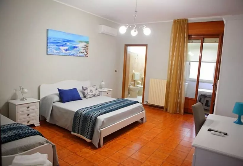 Majatalo Le Stanze Di Lucia Vicino Ospedale Cardinale Panico A Tricase