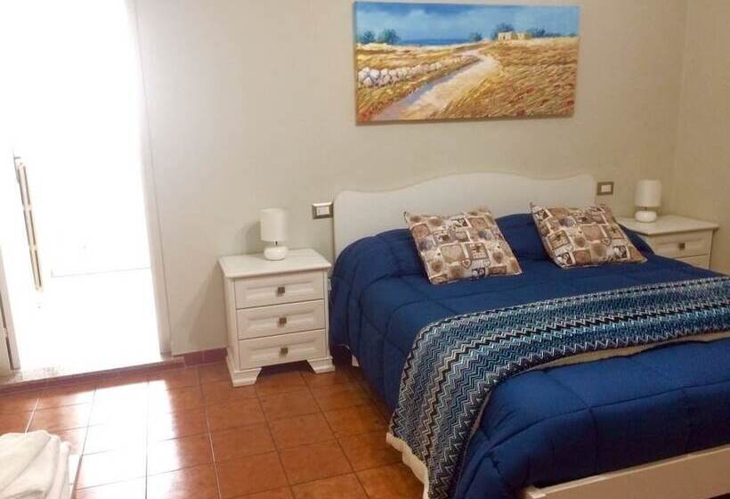 بنسيون Le Stanze Di Lucia Vicino Ospedale Cardinale Panico A Tricase