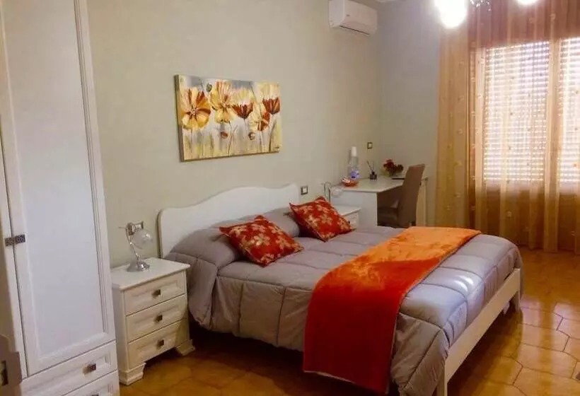 Majatalo Le Stanze Di Lucia Vicino Ospedale Cardinale Panico A Tricase