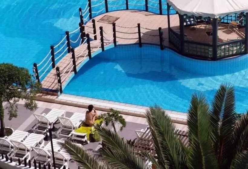 Lomakeskus Club Costa Elisabeth