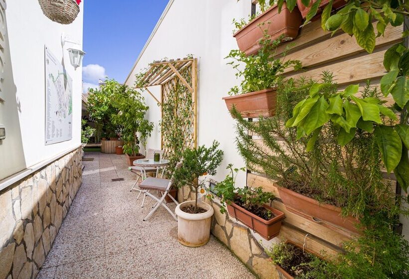 B&b V&v Suite & Breakfast