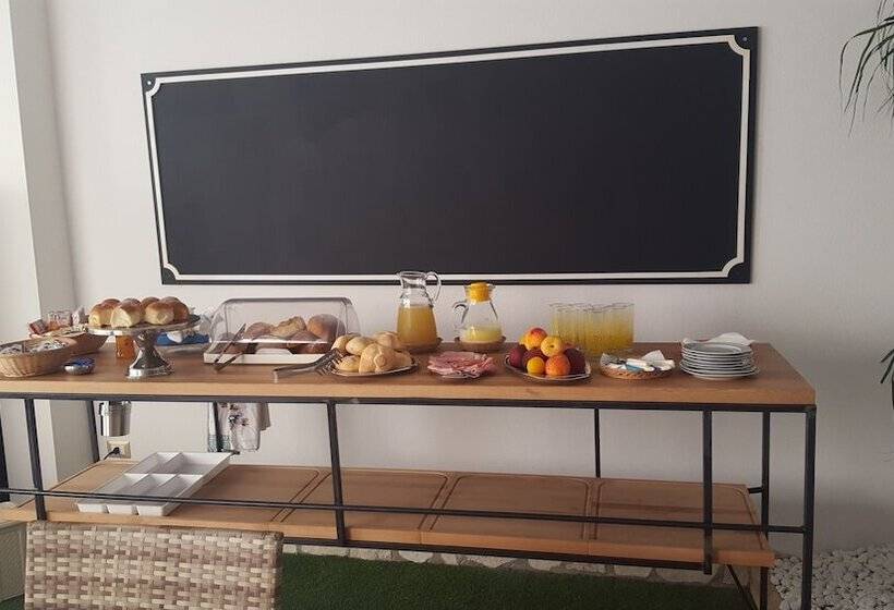 B&b V&v Suite & Breakfast