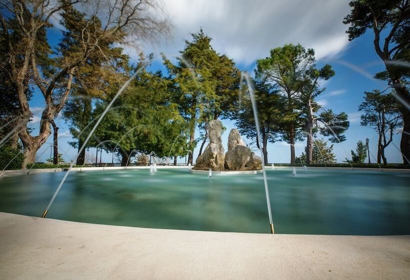 فندق ريفى Agriturismo Isola Dei Calanchi   Guest House