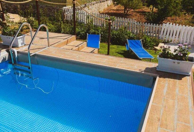 צימר Trulli Donna Isabella