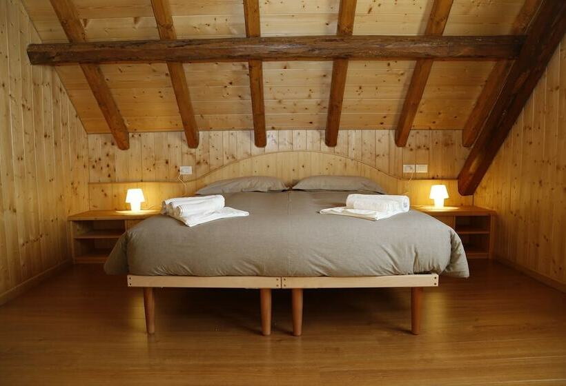 簡易ホテル Albergo Diffuso Zoncolan