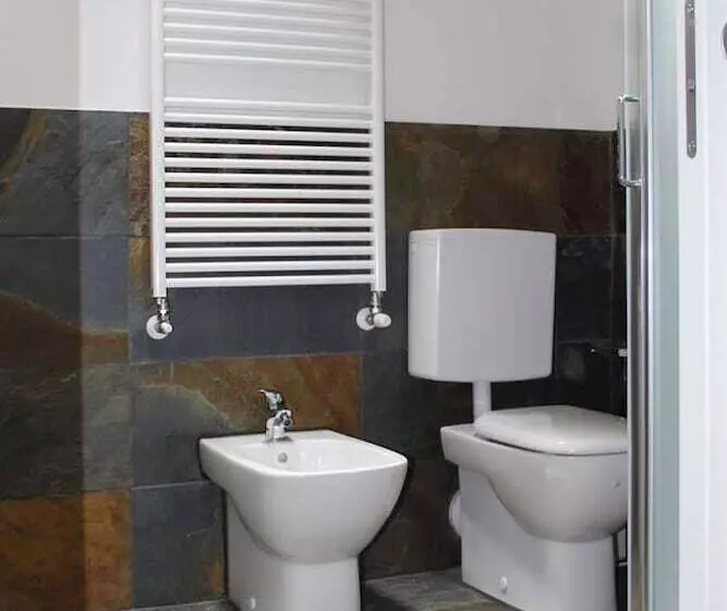 Hostelli Albergo Diffuso Zoncolan