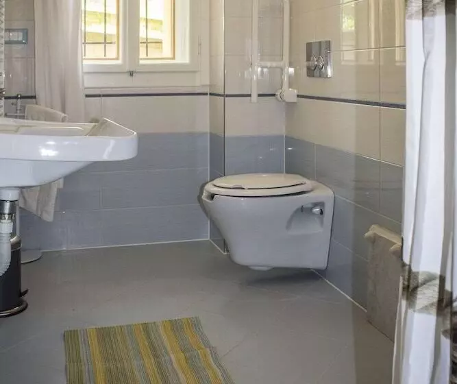 Hostelli Albergo Diffuso Zoncolan