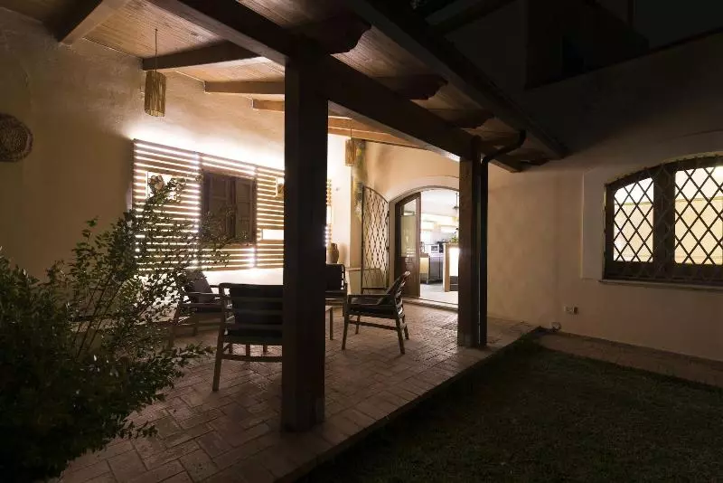 مسافرخانه Bbuss Country Club