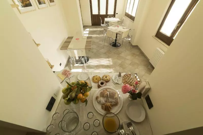 مسافرخانه Bbuss Country Club