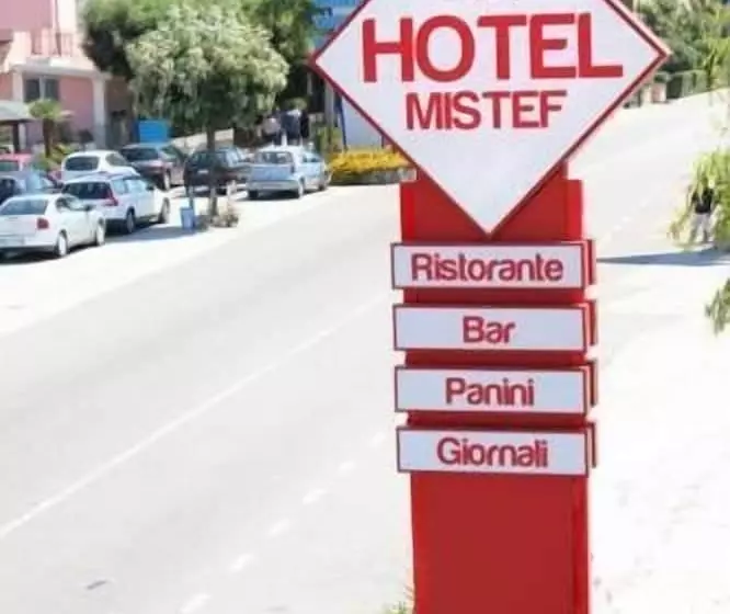Hostelli Mistef