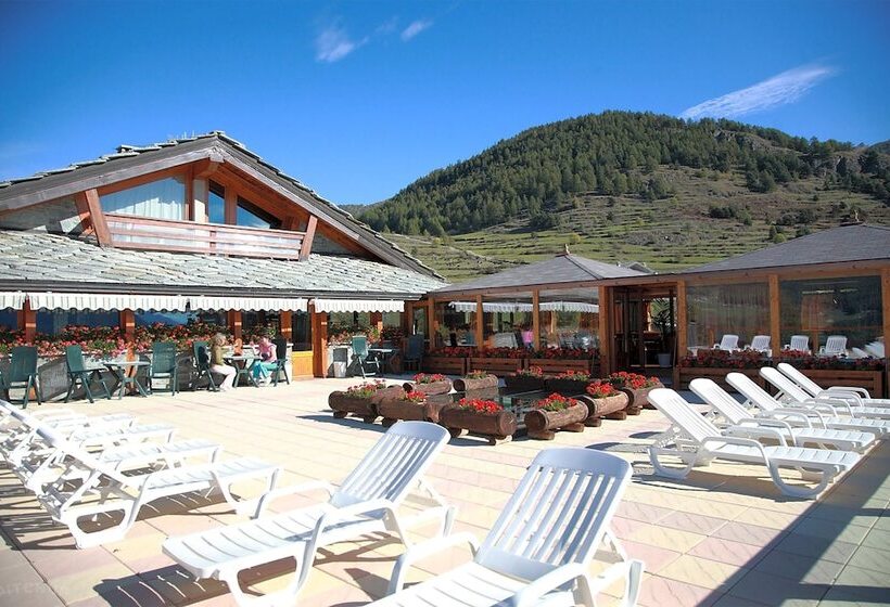 Отель Dalailama Village