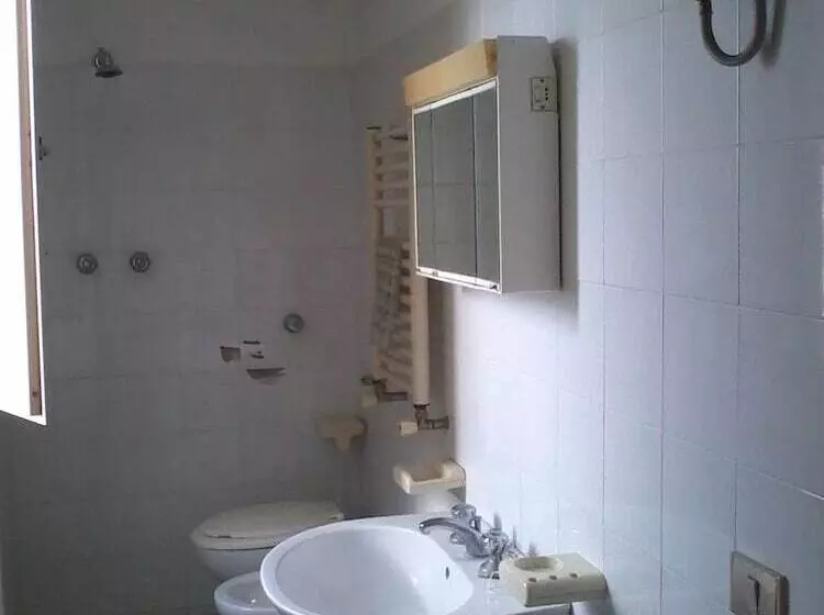 ペンション Adamo