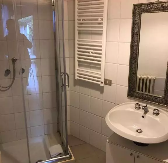 تختخواب و صبحانه Town House Messina Paradiso