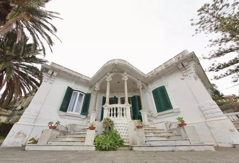 تختخواب و صبحانه Town House Messina Paradiso