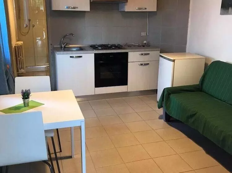 تختخواب و صبحانه Town House Messina Paradiso