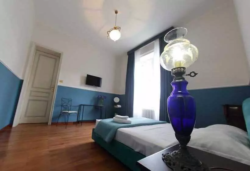 تختخواب و صبحانه Town House Messina Paradiso