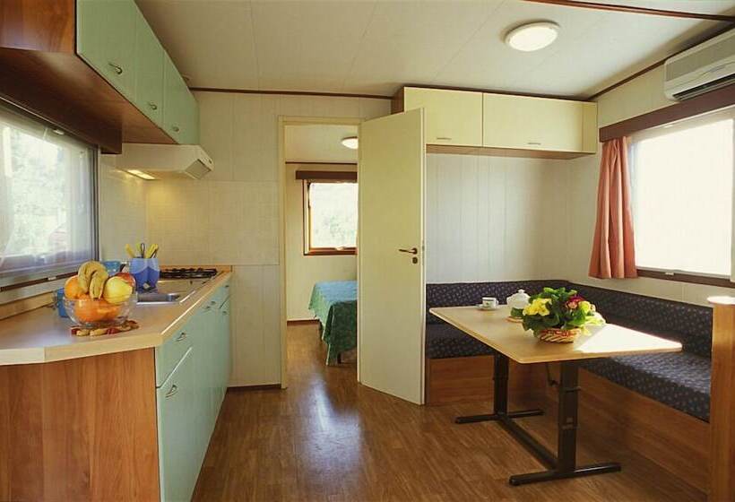 簡易ホテル Camping C Era Una Volta