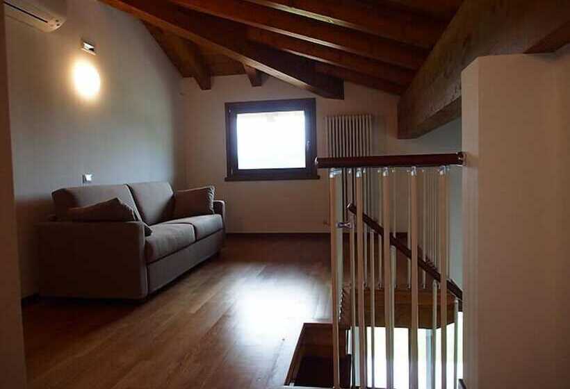 בית מלון כפרי Agriturismo Ai Tre Castelli