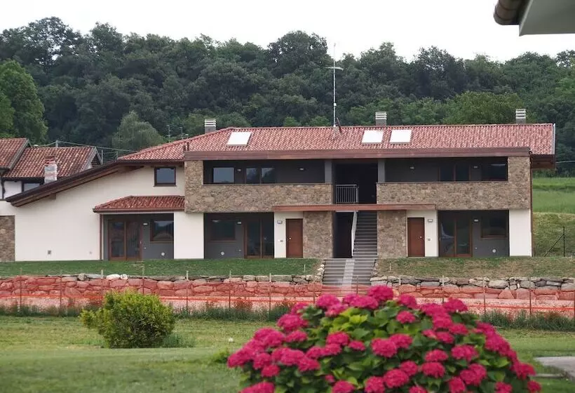 Maaseutuhotelli Agriturismo Ai Tre Castelli