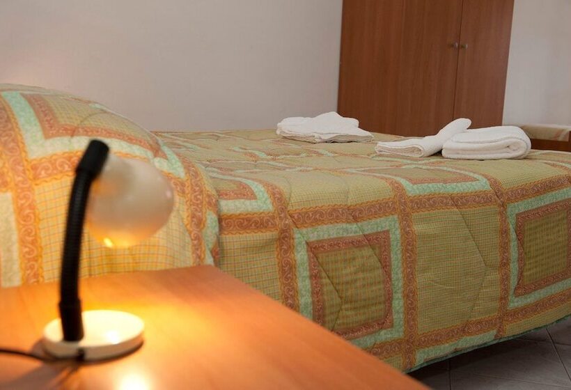 בית מלון כפרי Agriturismo Eucalipto