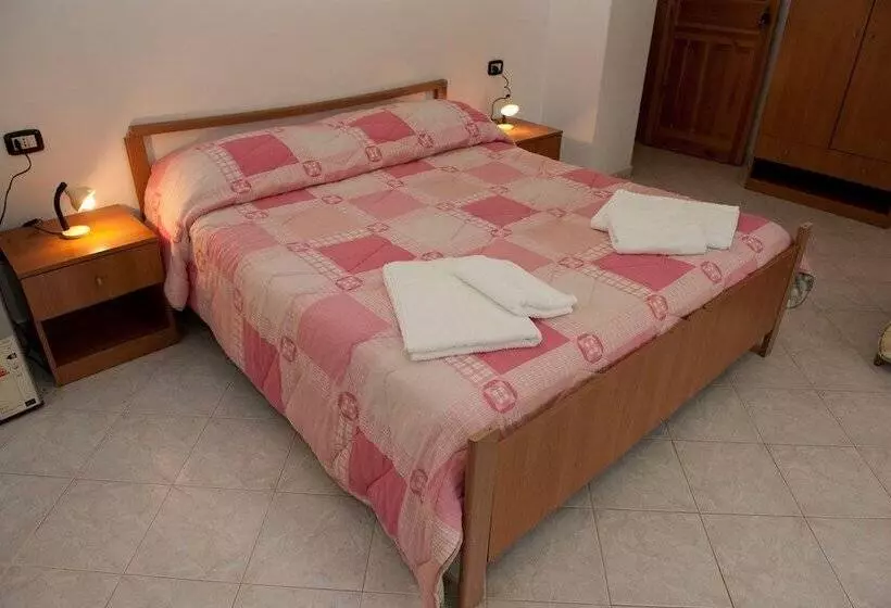 Maaseutuhotelli Agriturismo Eucalipto