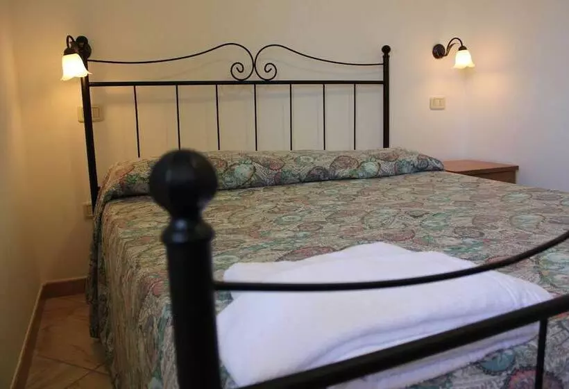 Maaseutuhotelli Agriturismo Eucalipto