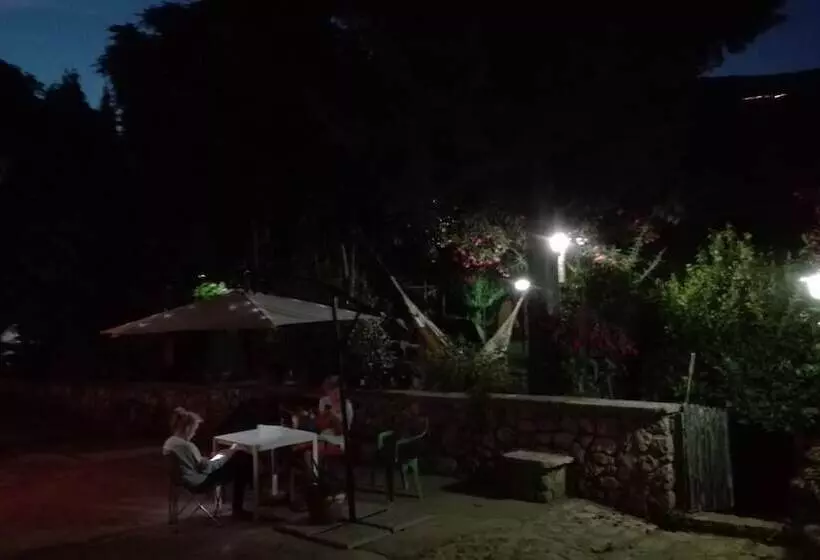 田舎風ホテル Agriturismo Mare E Monti