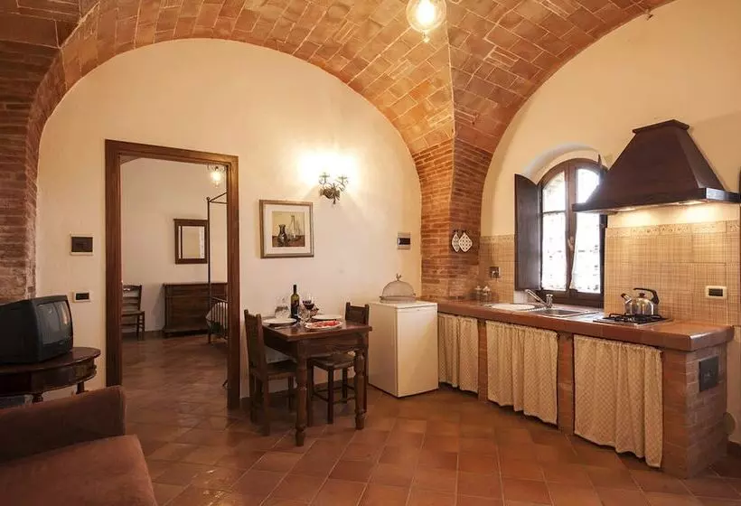 Maaseutuhotelli Agriturismo Ragoncino