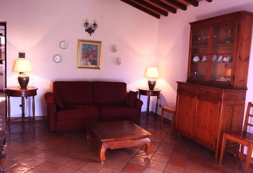 Maaseutuhotelli Agriturismo Ragoncino