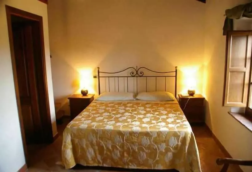 Maaseutuhotelli Agriturismo Ragoncino