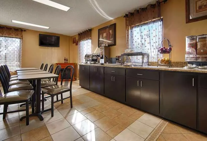 Отель Best Western Greenville Inn