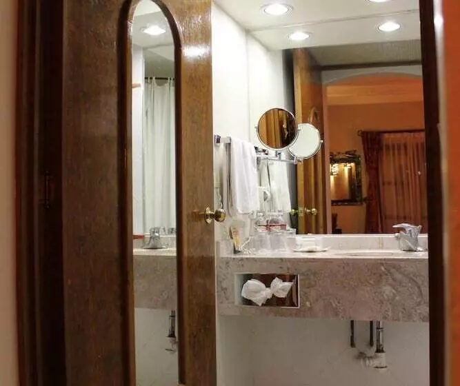 هتل Casa Conzatti