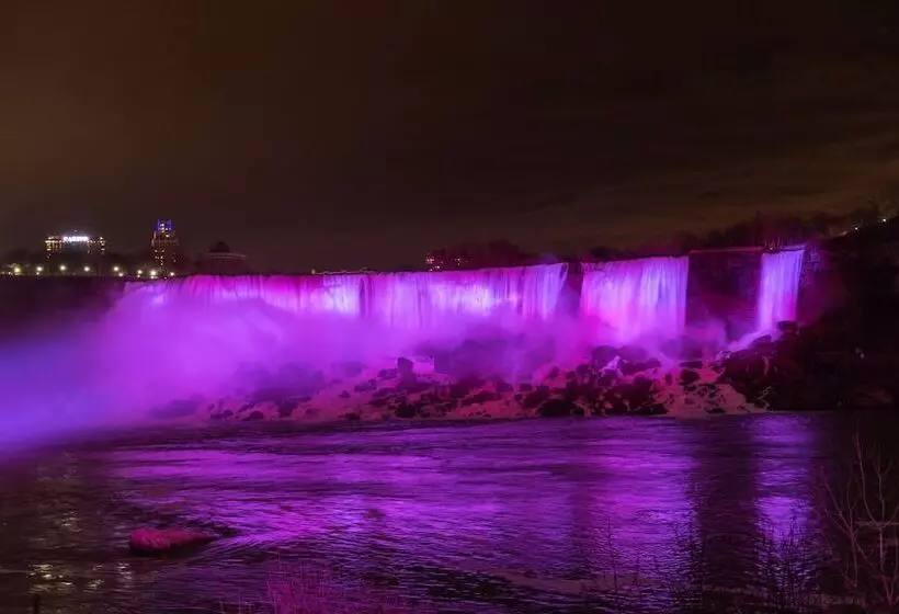 ホテル Courtyard By Marriott Niagara Falls