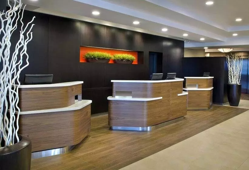 Hôtel Courtyard By Marriott Niagara Falls - Niagara Falls