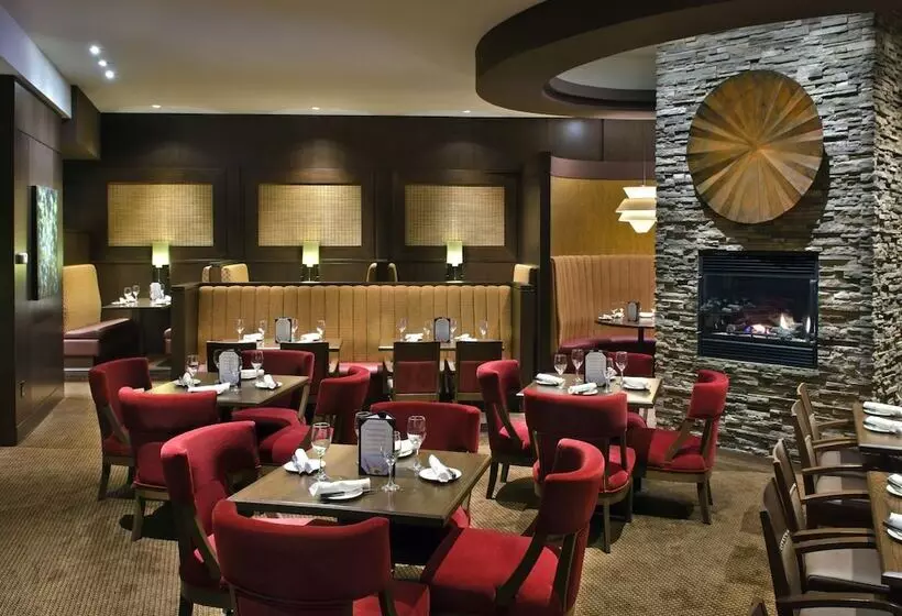 ホテル Courtyard By Marriott Niagara Falls