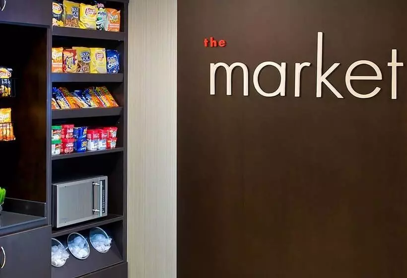 ホテル Courtyard By Marriott Niagara Falls