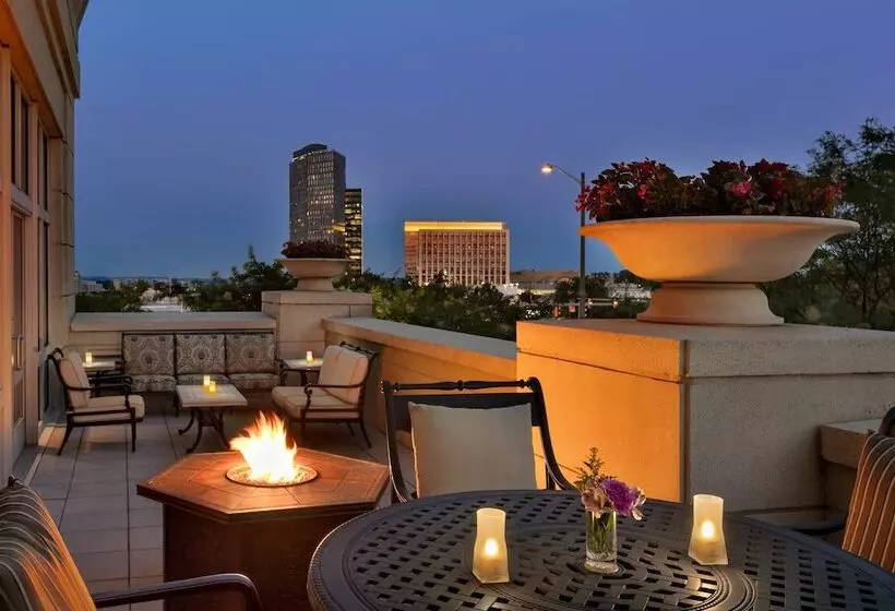 Отель Courtyard By Marriott Tysons Mclean