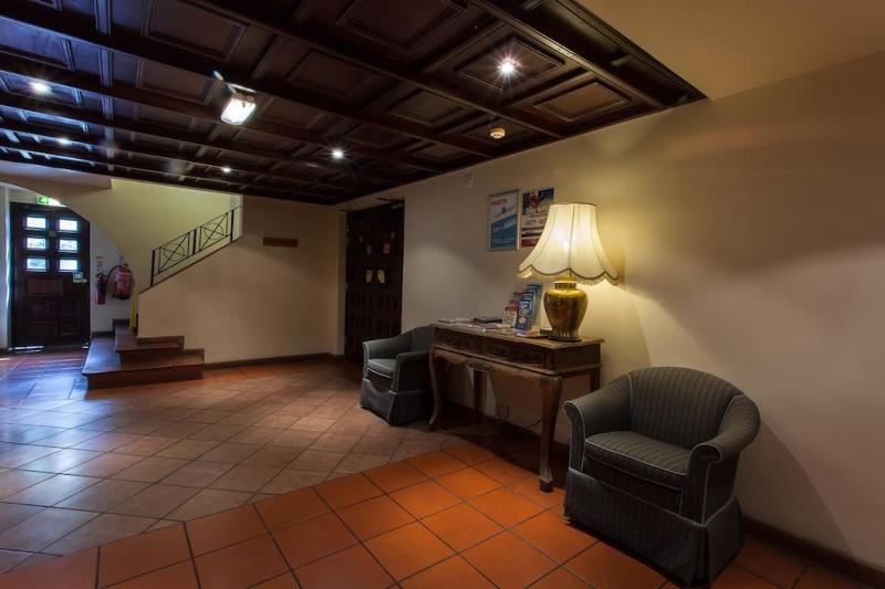 Europa Gatwick Hotel & Spa