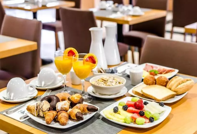 Otel Eurostars Lisboa Parque